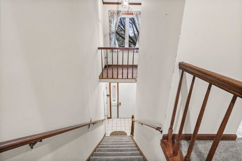 Tiny photo for 1525 N Kendal Court, Arlington Heights, IL 60004 (MLS # 12570086)