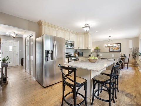 Tiny photo for 3820 Saratoga Avenue, Downers Grove, IL 60515 (MLS # 12747413)