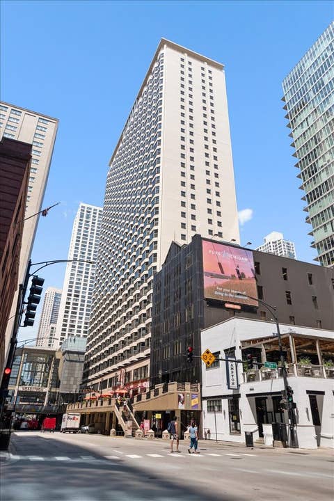 Photo of 535 N Michigan Avenue #3211, Chicago, IL 60611 (MLS # 12706500)