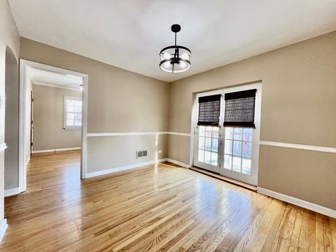Tiny photo for 10223 S Spaulding Avenue, Evergreen Park, IL 60805 (MLS # 12541203)