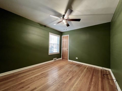 Tiny photo for 10223 S Spaulding Avenue, Evergreen Park, IL 60805 (MLS # 12541203)