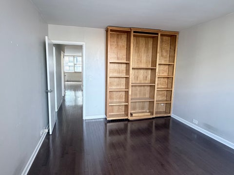 Tiny photo for 40 E Cedar Street #11C, Chicago, IL 60611 (MLS # 12774384)