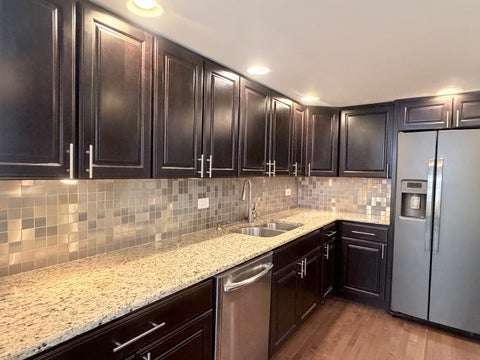 Tiny photo for 40 E Cedar Street #11C, Chicago, IL 60611 (MLS # 12774384)