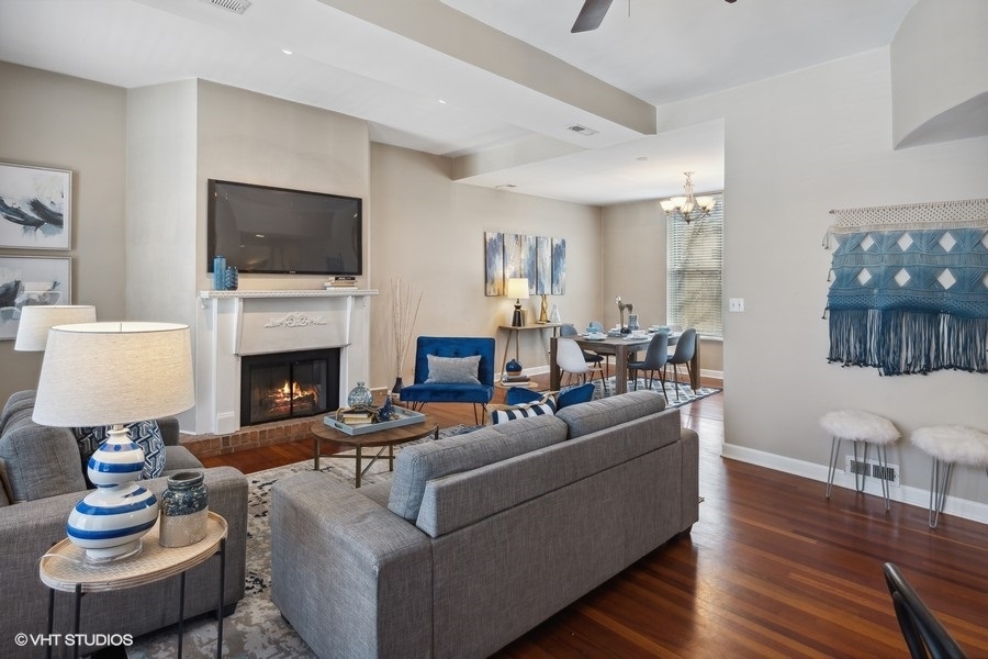 127 W MAPLE Street 2