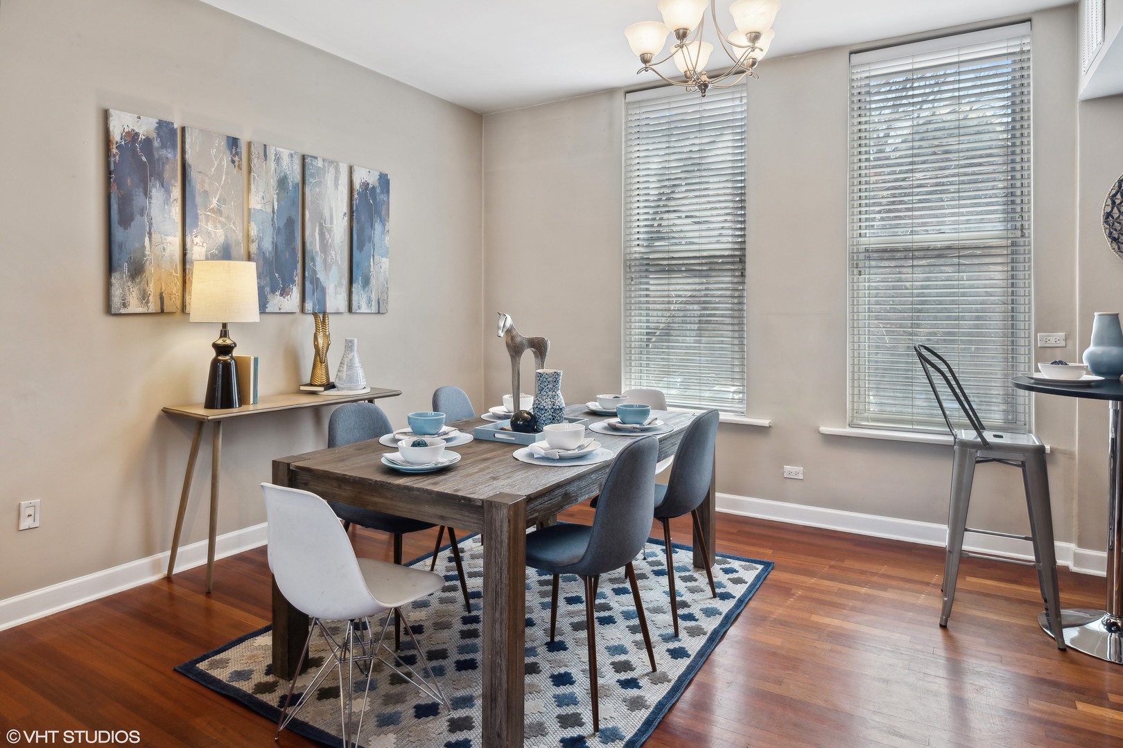 127 W MAPLE Street 2