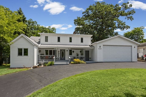 Tiny photo for 3422 Oakwood Drive, Island Lake, IL 60042 (MLS # 12727609)