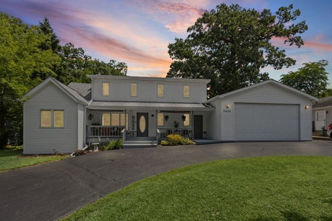 Tiny photo for 3422 Oakwood Drive, Island Lake, IL 60042 (MLS # 12727609)