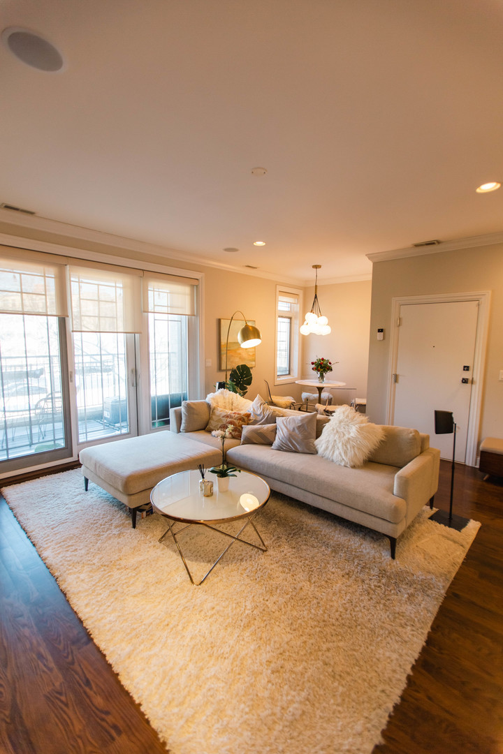 843 W Fletcher Street 2W