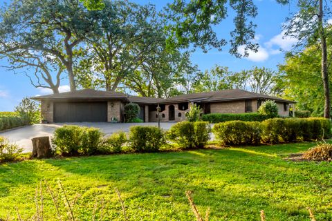 Photo of 35 REIDWOOD Lane, Caledonia, IL 61011 (MLS # 12467810)
