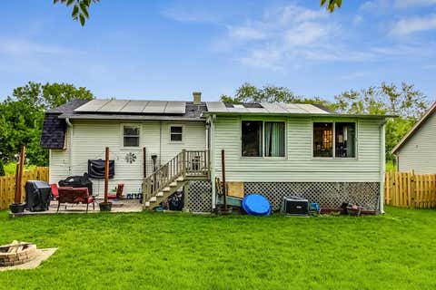 Tiny photo for 4010 N Firestone Drive, Hoffman Estates, IL 60192 (MLS # 12652299)