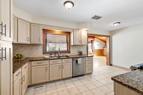 Tiny photo for 438 S Wright Street, Naperville, IL 60540 (MLS # 12484474)