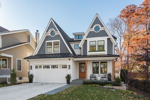 Tiny photo for 4119 N Lincoln Street, Westmont, IL 60559 (MLS # 12592010)