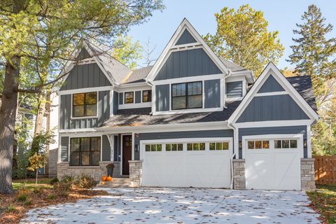 Tiny photo for 4119 N Lincoln Street, Westmont, IL 60559 (MLS # 12592010)