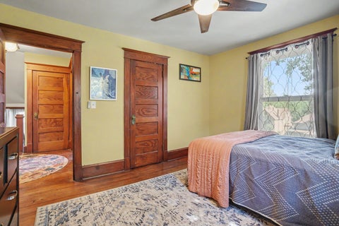 Tiny photo for 537 W 9th Street, Davenport, IA 52803 (MLS # 12685285)