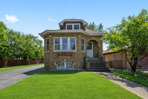 Photo of 7857 45th Place, Lyons, IL 60534 (MLS # 12385317)