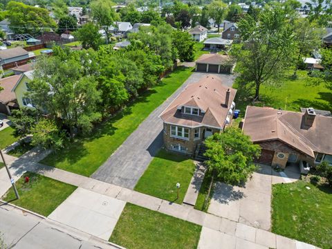 Tiny photo for 7857 45th Place, Lyons, IL 60534 (MLS # 12385317)