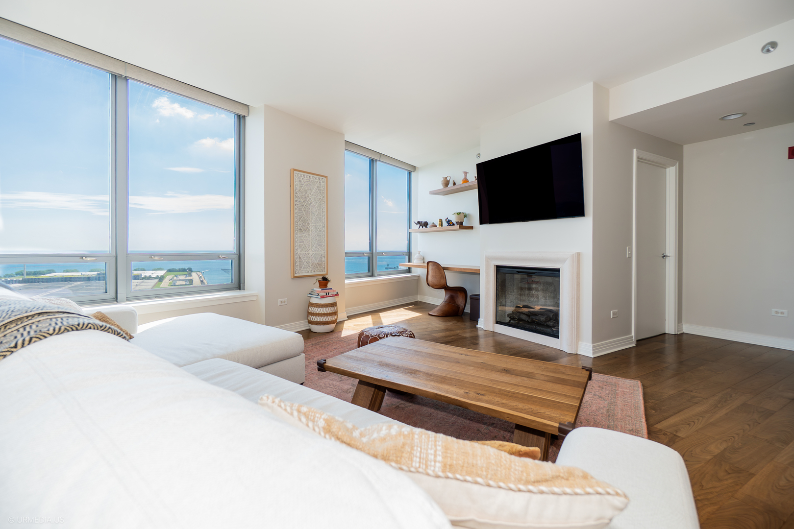 600 N LAKE SHORE Drive 1905