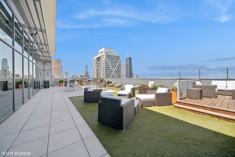 Tiny photo for 600 N LAKE SHORE Drive #1905, Chicago, IL 60611 (MLS # 12477512)