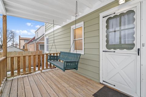 Tiny photo for 3313 Lincoln Street, Franklin Park, IL 60131 (MLS # 12541224)