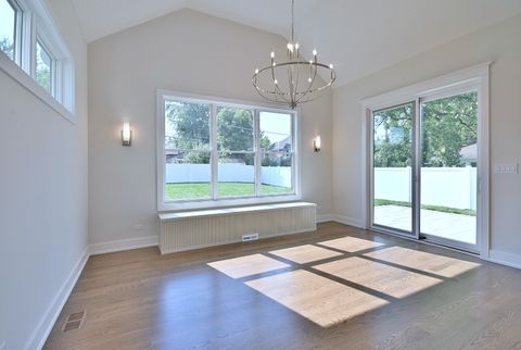 Tiny photo for 594 W Comstock Avenue, Elmhurst, IL 60126 (MLS # 12544929)