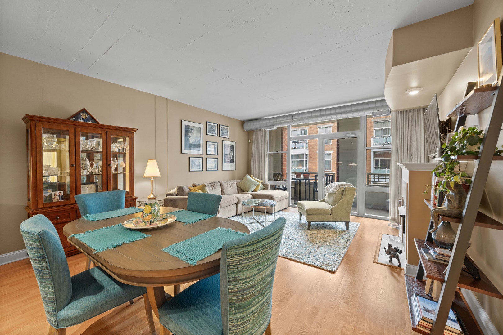 1001 W Madison Street 413