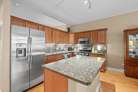 Tiny photo for 1001 W Madison Street #413, Chicago, IL 60607 (MLS # 12770829)