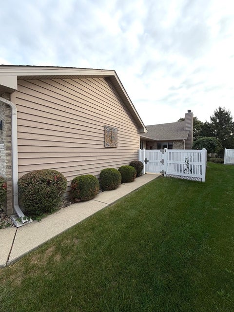 Tiny photo for 1112 Meadows Walk Drive, Bourbonnais, IL 60914 (MLS # 12783118)