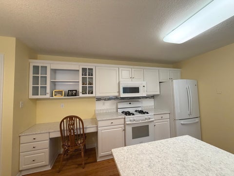Tiny photo for 1112 Meadows Walk Drive, Bourbonnais, IL 60914 (MLS # 12783118)