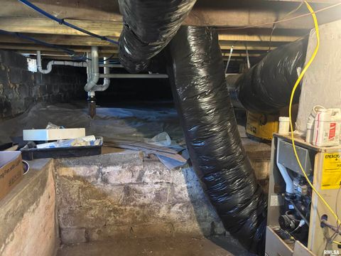 Tiny photo for 312 W SYCAMORE Street, Carbondale, IL 62901 (MLS # EB460121)