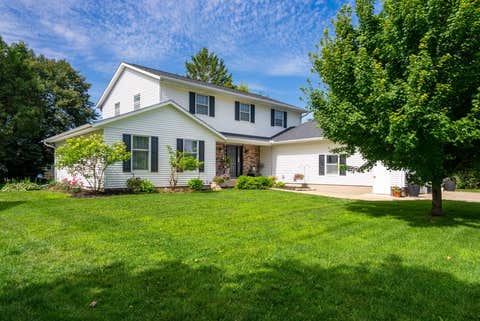 Tiny photo for 1139 BROOKVIEW Drive, De Witt, IA 52742 (MLS # 12692694)