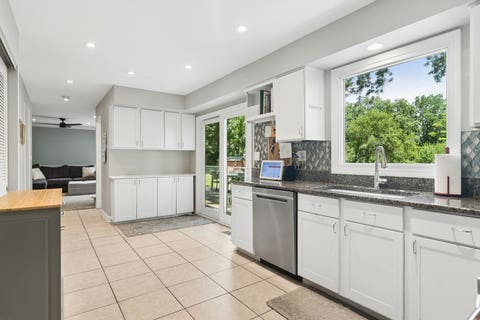 Tiny photo for 170 Pebble Creek Drive, Lake Zurich, IL 60047 (MLS # 12711779)
