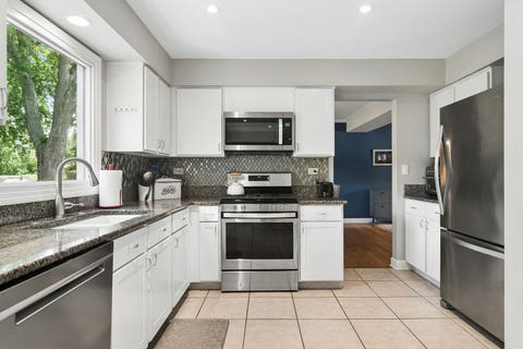Tiny photo for 170 Pebble Creek Drive, Lake Zurich, IL 60047 (MLS # 12711779)