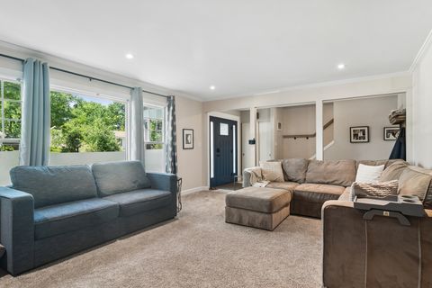 Tiny photo for 170 Pebble Creek Drive, Lake Zurich, IL 60047 (MLS # 12711779)