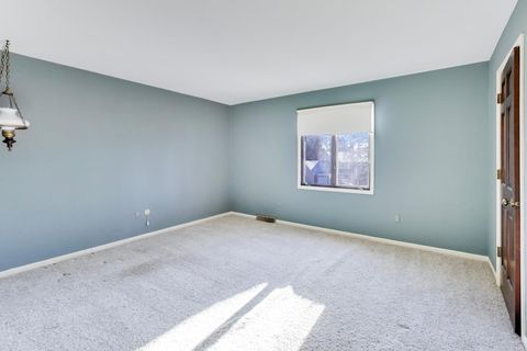 Tiny photo for 26W548 Prairie Avenue, Winfield, IL 60190 (MLS # 12566048)