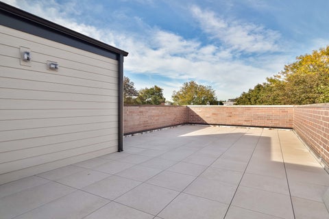 Tiny photo for 2743 N Seminary Avenue #2, Chicago, IL 60614 (MLS # 12780209)