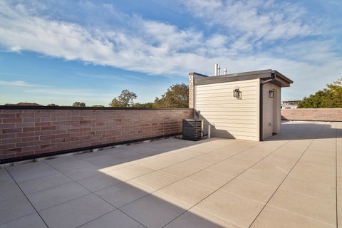 Tiny photo for 2743 N Seminary Avenue #2, Chicago, IL 60614 (MLS # 12780209)