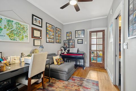 Tiny photo for 1521 W Edgewater Avenue #1E, Chicago, IL 60660 (MLS # 12541936)