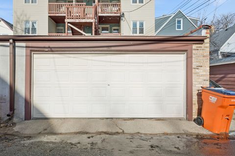 Tiny photo for 1521 W Edgewater Avenue #1E, Chicago, IL 60660 (MLS # 12541936)