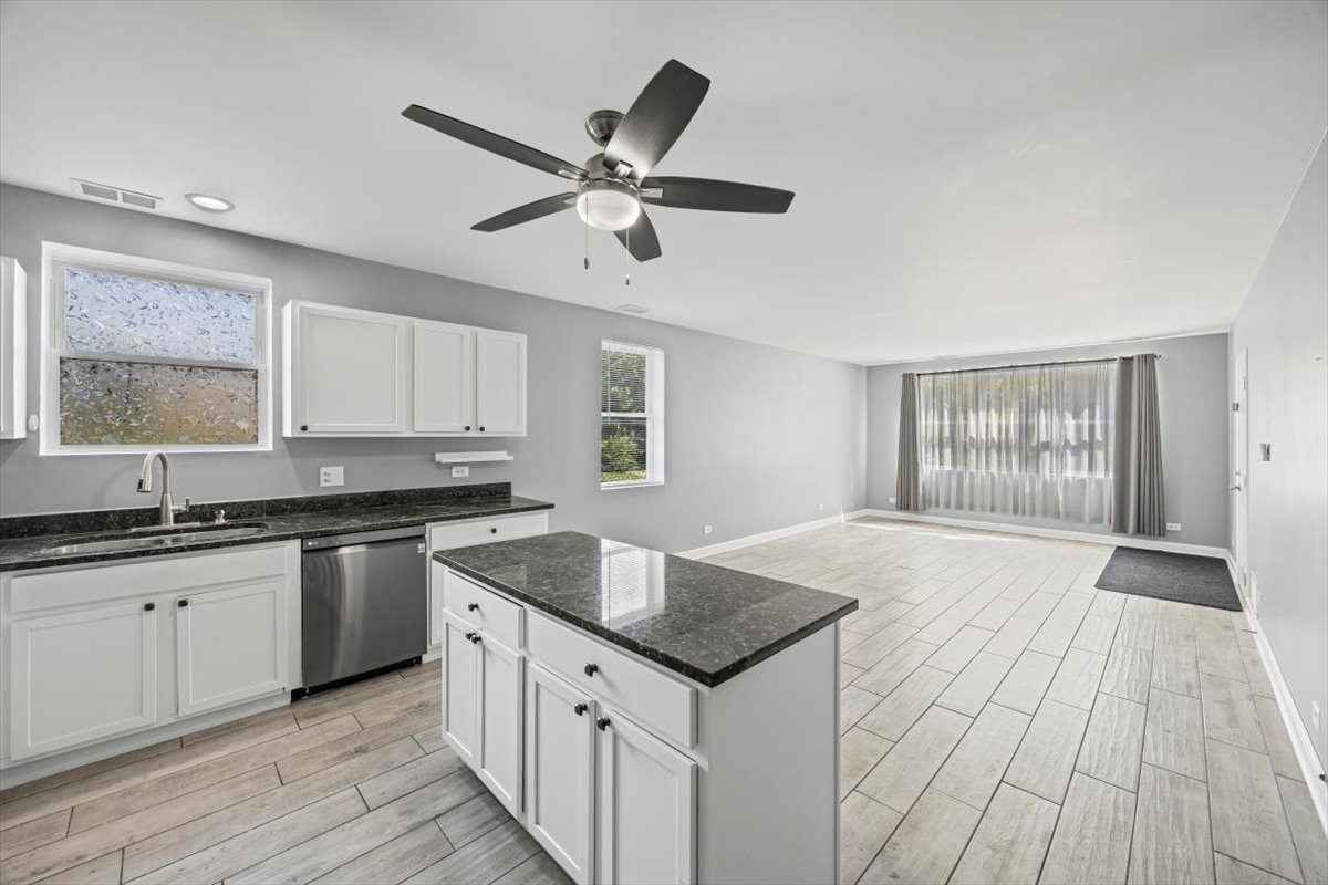 3024 W Washington Boulevard 3