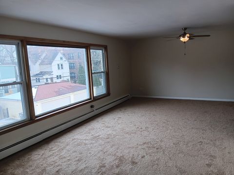 Tiny photo for 420 S Kenilworth Avenue #18, Oak Park, IL 60302 (MLS # 12569007)