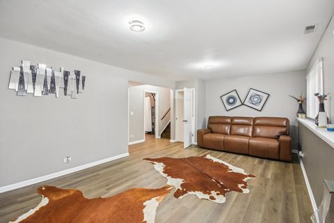 Tiny photo for 1860 Burr Ridge Drive, Hoffman Estates, IL 60192 (MLS # 12464004)
