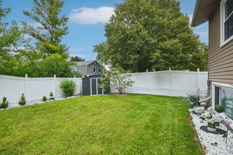 Tiny photo for 1860 Burr Ridge Drive, Hoffman Estates, IL 60192 (MLS # 12464004)