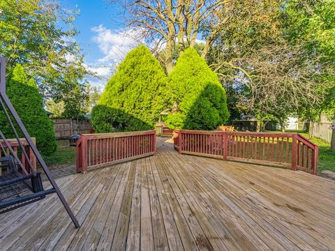 Tiny photo for 921 N Grace Street, Lombard, IL 60148 (MLS # 12548466)