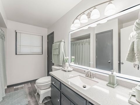 Tiny photo for 921 N Grace Street, Lombard, IL 60148 (MLS # 12548466)