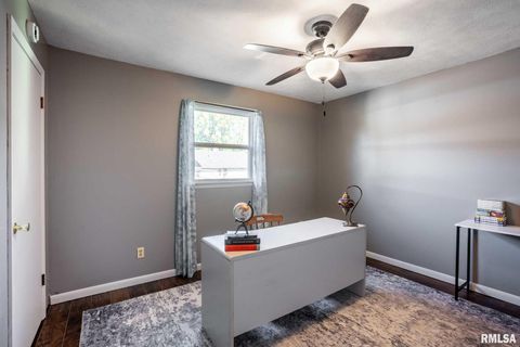 Tiny photo for 806 S JACKSON Street, West Frankfort, IL 62896 (MLS # QC4268970)