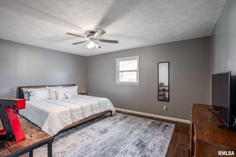 Tiny photo for 806 S JACKSON Street, West Frankfort, IL 62896 (MLS # QC4268970)