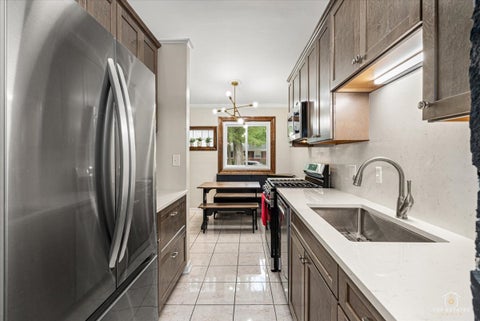 Tiny photo for 402 N Douglas Avenue #402, Villa Park, IL 60181 (MLS # 12672370)
