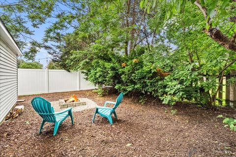 Tiny photo for 402 N Douglas Avenue #402, Villa Park, IL 60181 (MLS # 12672370)