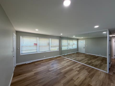 Tiny photo for 3120 Wilshire Avenue, Markham, IL 60428 (MLS # 12700539)