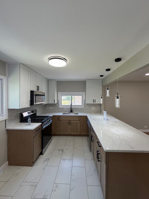 Tiny photo for 3120 Wilshire Avenue, Markham, IL 60428 (MLS # 12700539)